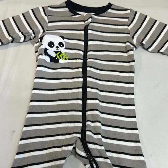 Tuffy - Cute Striped Baby Onesie Sleeper with Panda - Picture 2 of 3